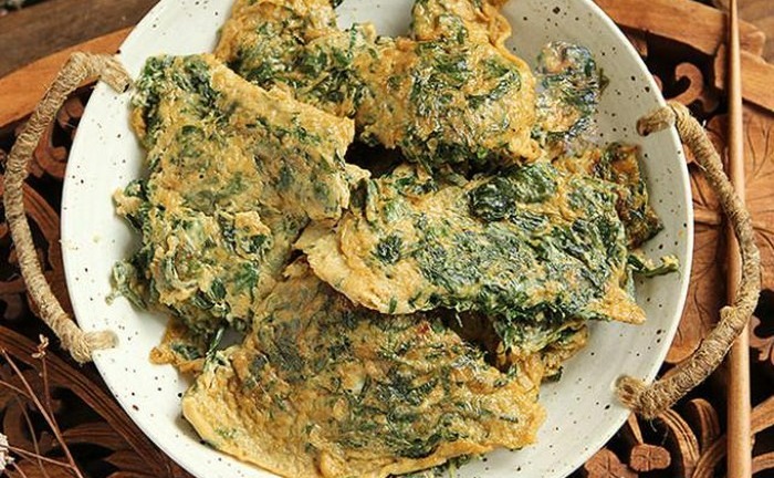 Trứng gà ngải cứu tốt nhưng “đại kỵ” với những nhóm người này