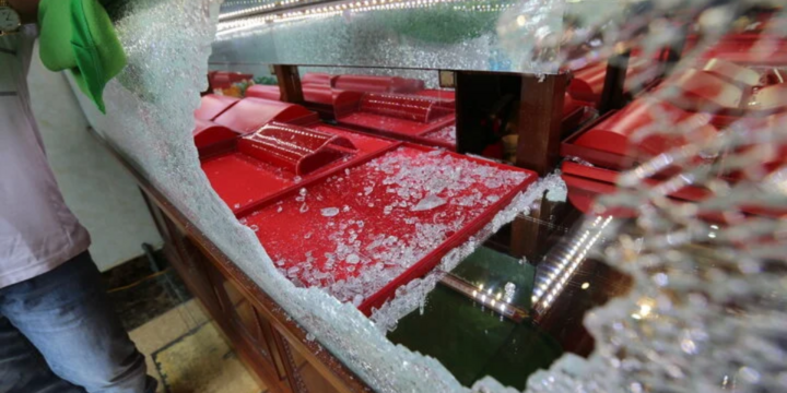 Vụ cướp tiệm vàng ở Hà Tĩnh: Lời kể các nhân chứng giây phút đối đầu tên cướp