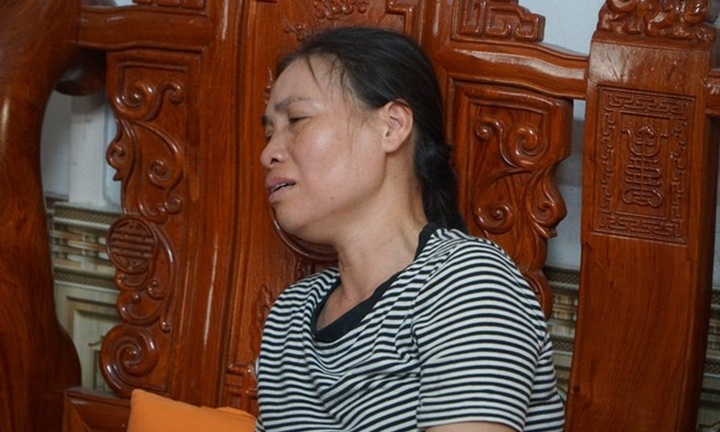 Vụ 4 ngư dân mất tích trên vùng biển Thanh Hóa: Nỗi đau của người vợ mong tin chồng
