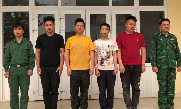 Triệt phá đường dây đưa người Trung Quốc vượt biên qua Lào