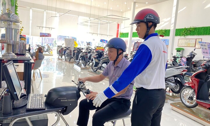 Honda Việt Nam tuyên dương các HEAD xuất sắc nhất về đào tạo ATGT Quý 1/2024