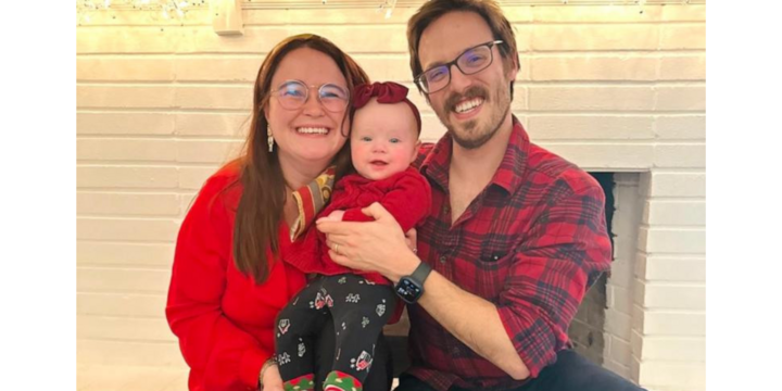 Dùng dịch vụ mời online, mẹ 