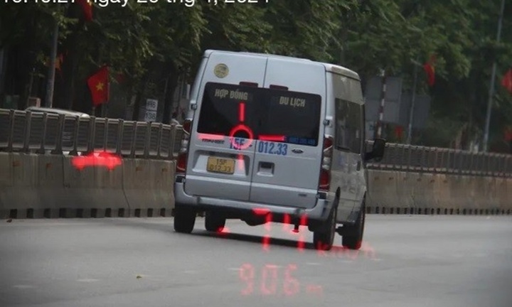 Quảng Ninh: Phát hiện tài xế xe du lịch không bằng lái, dương tính với ma túy