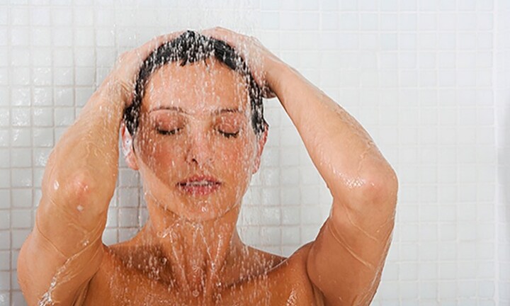 5 lợi ích của việc tắm buổi sáng, có thể bạn chưa biết