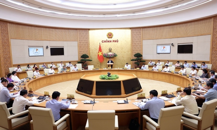 Thủ tướng yêu cầu không tăng giá vào thời điểm tăng lương