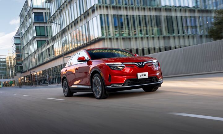 Chủ xe VinFast “lời” lớn khi bán xe cũ, lên đời xe điện qua Chợ Tốt