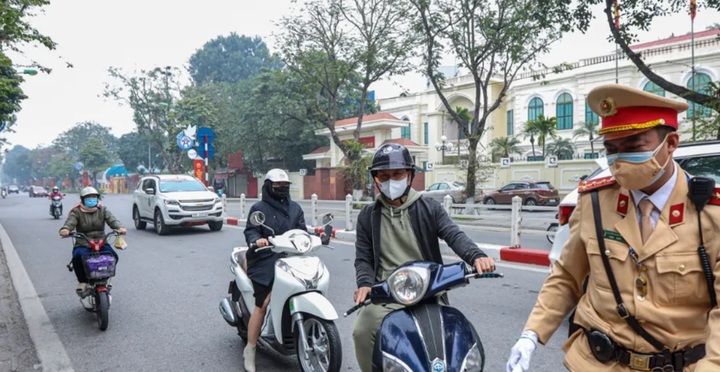 Khi bị CSGT yêu cầu dừng xe mà bỏ chạy bị xử lý như thế nào?