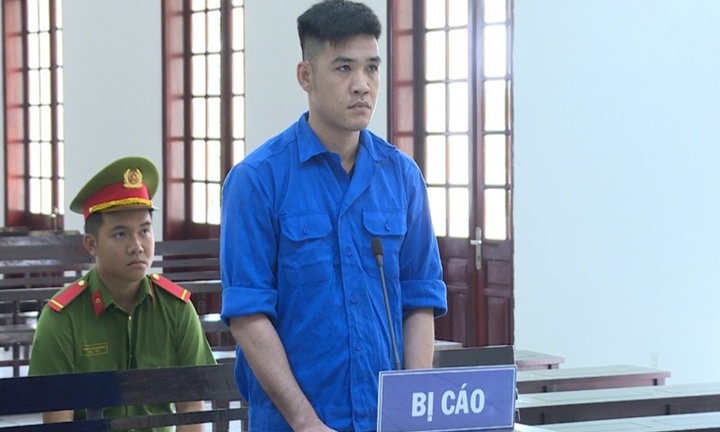 Nổ súng dọa nhóm 