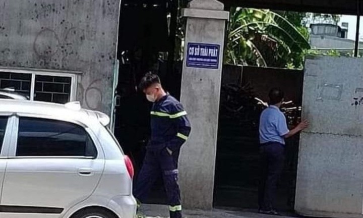 Trượt chân rơi vào cối xay giấy, nam công nhân tử vong thương tâm
