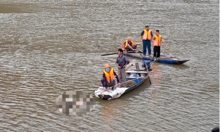 Tìm thấy thi thể nam sinh bị đuối nước trên sông Hồng