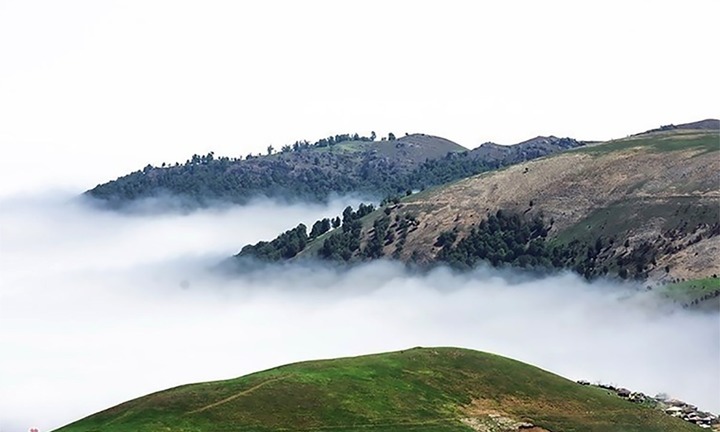 Vụ máy bay chở Tổng thống Iran gặp nạn: Xác định được vị trí trực thăng bị rơi