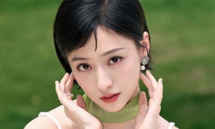  Hồ Liên Hinh lộ diện giữa lùm xùm lộ clip 