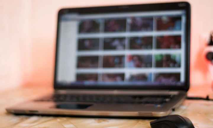 Hơn 2 năm tiếp cận, phơi bày bí mật gây sốc của cựu sinh viên đại học danh tiếng