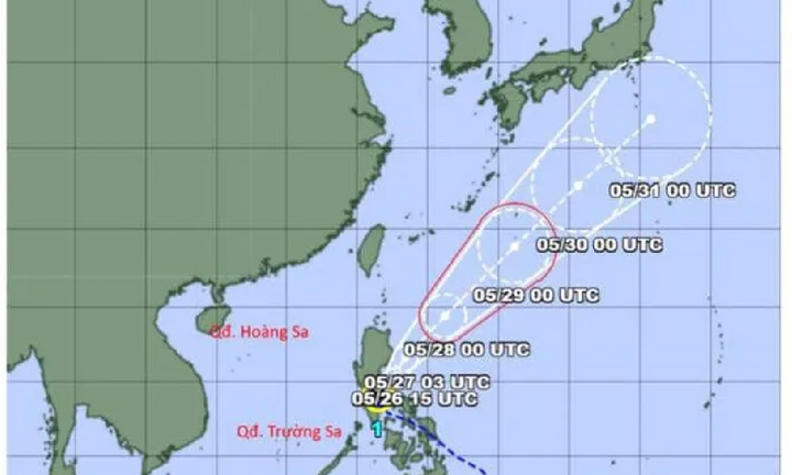 Áp thấp nhiệt đới gần Biển Đông mạnh thành bão Ewiniar