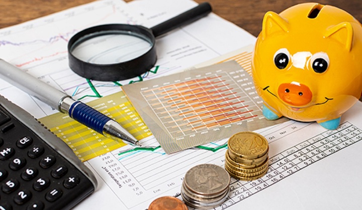 Mua trái phiếu hay gửi tiết kiệm ngân hàng tốt hơn?