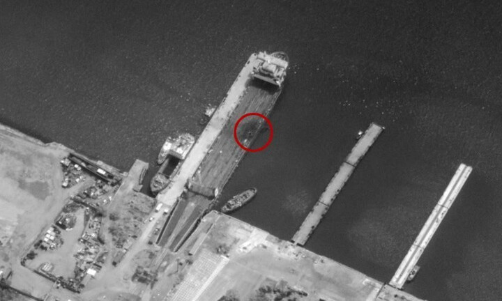 Ukraine tuyên bố dùng ATACMS tập kích bến phà gần cầu Crimea