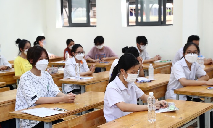 Đề thi môn Ngữ văn vào lớp 10: Lai Châu, Quảng Trị cùng vào