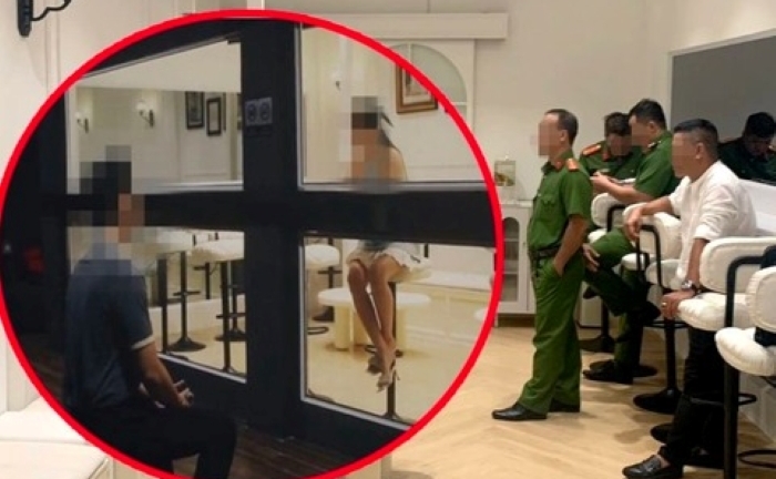 Bất ngờ về doanh thu của quán cà phê 