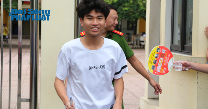 Kết thúc môn thi đầu tiên kỳ thi vào lớp 10 ở Hà Nội: Đề thi Ngữ văn 