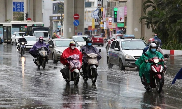 Miền Bắc tiếp tục đón mưa dông mạnh