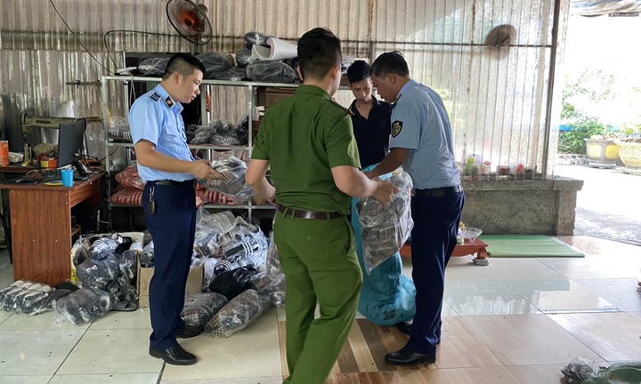 Hải Dương: Liên tiếp xử lý 3 vụ hàng hóa giả mạo nhãn hiệu