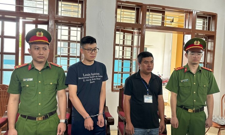 Lợi dụng chức vụ, cựu nhân viên ngân hàng chiếm đoạt hơn 1,3 tỷ đồng của khách