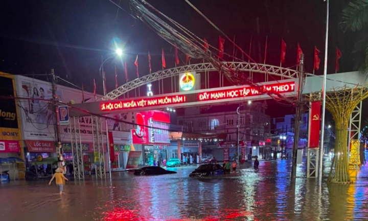 Chủ tịch tỉnh Thái Nguyên chỉ đạo tập trung khắc phục hậu quả mưa lũ