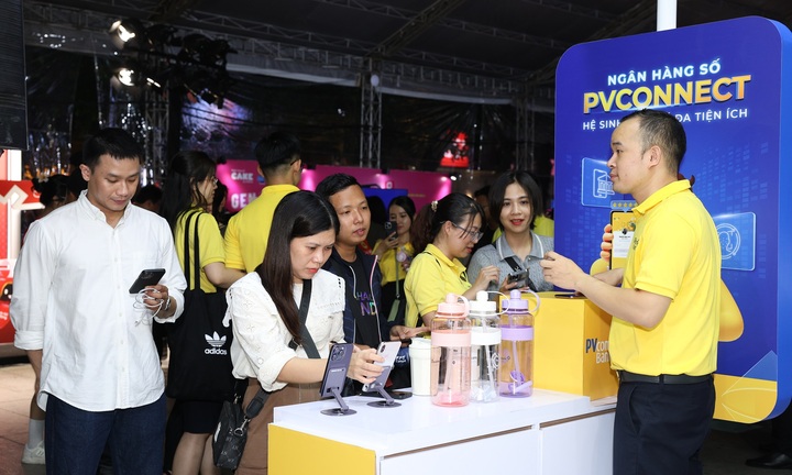 PVcomBank tiên phong ứng dụng công nghệ sinh trắc học vào giải pháp thanh toán