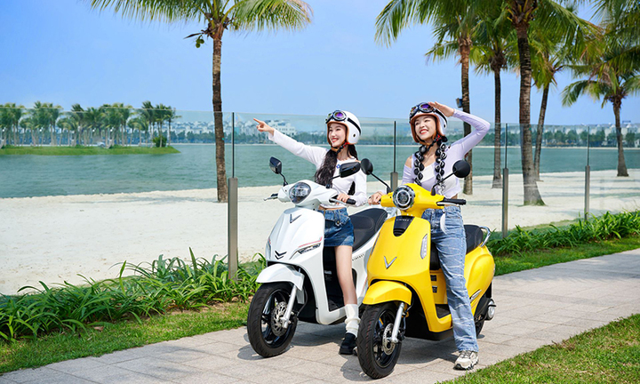 Xe máy điện VinFast - Người bạn mới cho dân mê phượt
