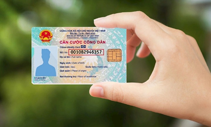 CMND/CCCD hết hạn có rút tiền tại ngân hàng được không?