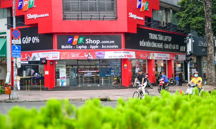 Khởi động mùa Back To School, FPT Shop gửi đặc quyền “X3 ưu đãi” đến học sinh, sinh viên