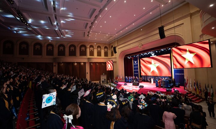 VinUni tổ chức lễ tốt nghiệp cho 145 sinh viên khóa đầu tiên