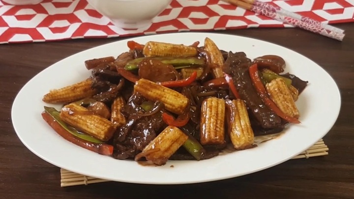 Cách làm bắp non xào thịt bò đơn giản mà ngon cơm