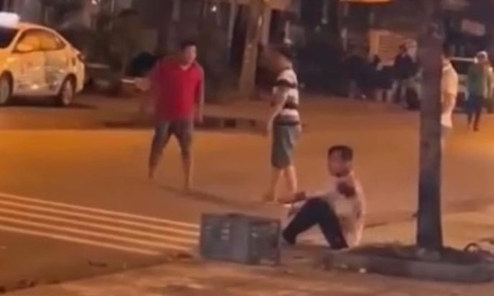 Nam thanh niên chém bạn trọng thương vì đến hẹn không trả tiền