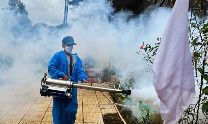 Tin thời sự mới nhất ngày 7/7: Số ca sốt xuất huyết tăng, viện Đắk Nông quá tải