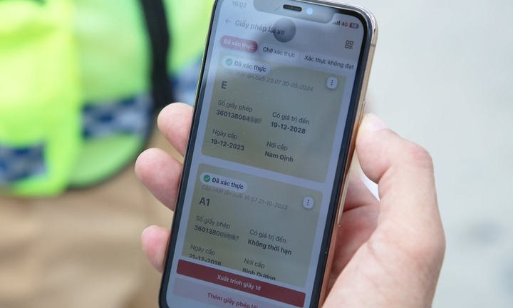 Cục CSGT: Trong 1 tuần, gần 500 tài xế bị tước bằng lái xe qua VNeID