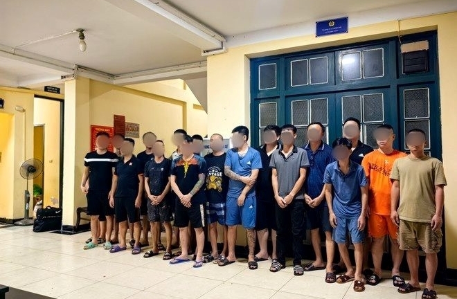 Hà Nội: Triệt xóa đường dây cá độ bóng đá, lô đề giao dịch 500 tỷ đồng