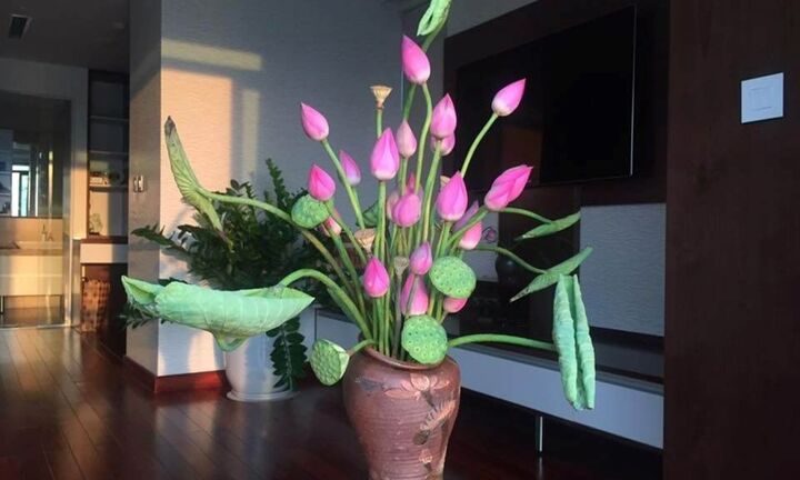 Nên hay không nên đặt hoa giả trong nhà?