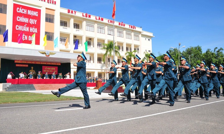 Trường quân đội đầu tiên dự kiến mức điểm sàn bằng điểm thi tốt nghiệp THPT