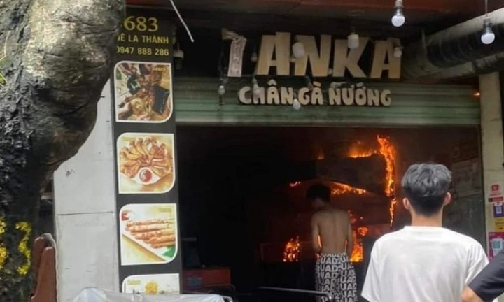 Vụ cháy cửa hàng chân gà nướng trên phố Đê La Thành: Hé lộ nguyên nhân