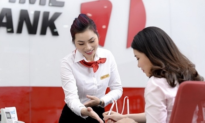 Chuyển tiền khác ngân hàng tại quầy bao lâu thì nhận được?