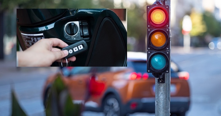 Khi dừng đèn đỏ, có nên tắt máy không?