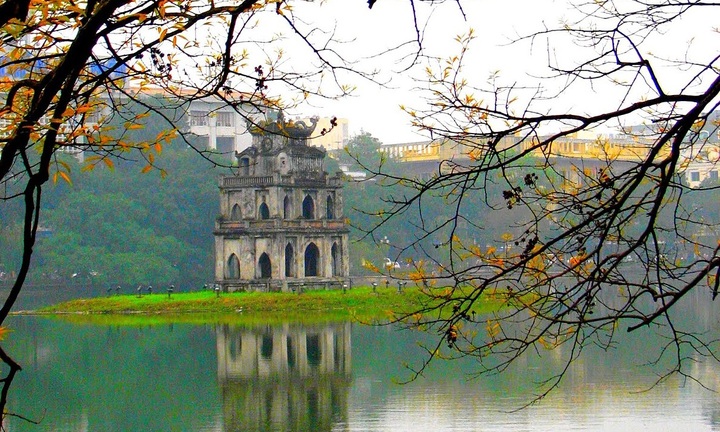 Một vòng Hồ Gươm dài bao nhiêu km?