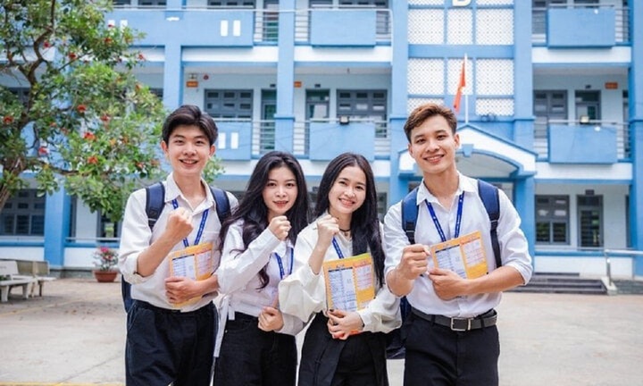 Tại sao nên chọn ngành trước, chọn trường sau?