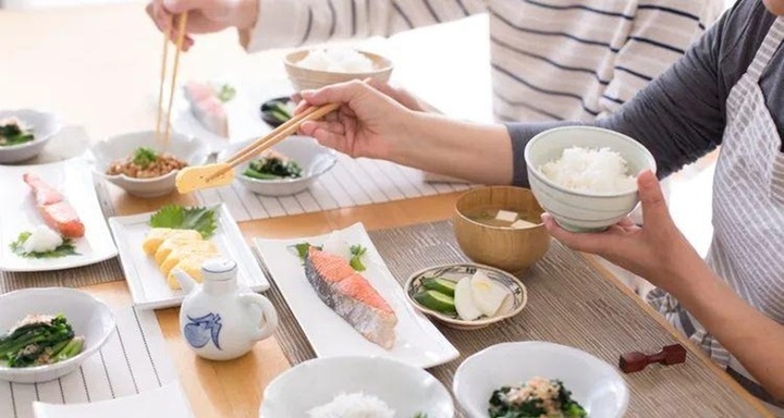 Tại sao ở Nhật Bản lại hiếm có cửa hàng ăn sáng?