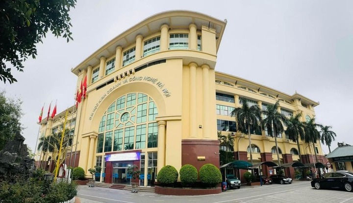 Trường ĐH Kinh doanh và Công nghệ Hà Nội công bố điểm sàn, cao nhất 22,5 điểm