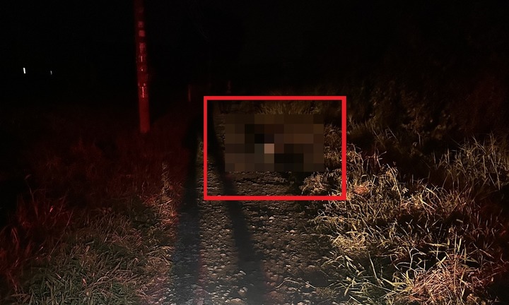 Hiện trường vụ phát hiện thi thể  tài xế xe ôm bị sát hại, cướp tài sản ở Long An