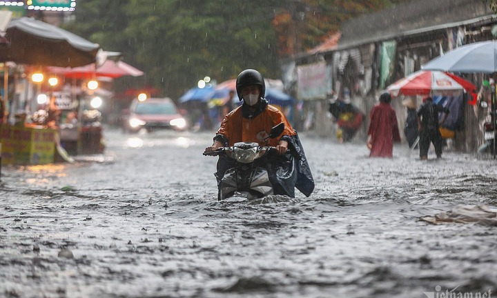 Từ ngày mai (28/7), miền Bắc đón mưa lớn