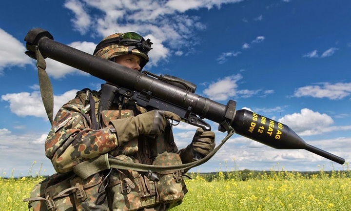 Anh chuyển hơn 12.000 vũ khí chống tăng cho Ukraine