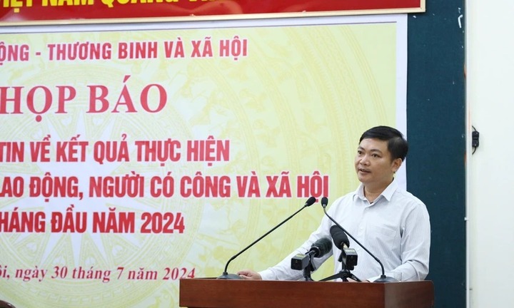 Vì sao có sự chênh lệch lương hưu giữa nam và nữ trong Luật BHXH 2024?